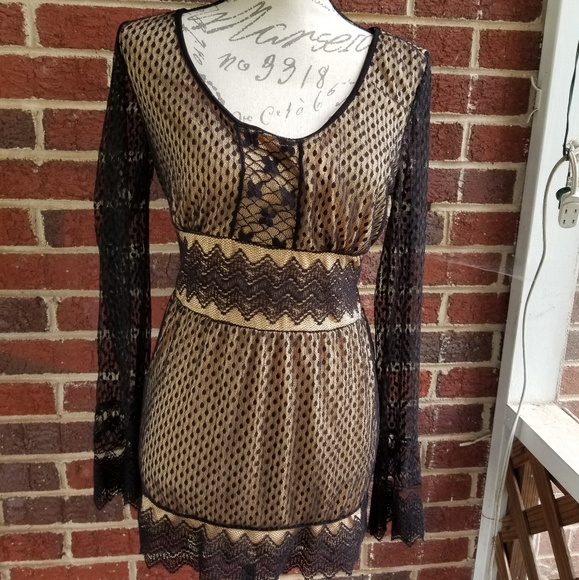 Sophia Max Tops - (Donated) Sophie Max Lace Top